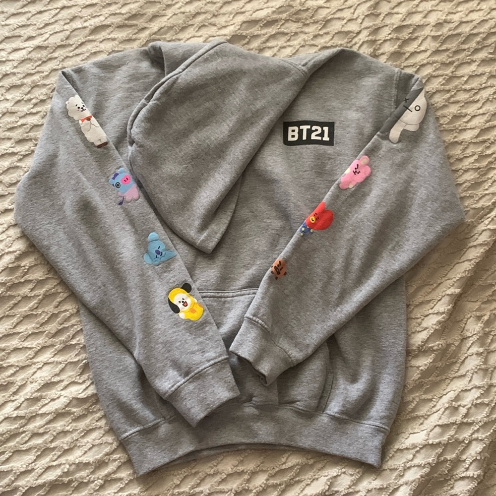 bt21 official hoodie | size small